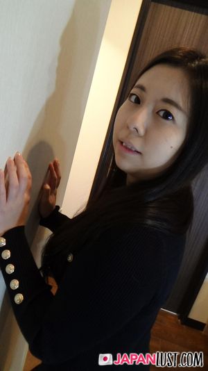 Cute Japanese MILF Passionate Sex Ends With Creampie - Photo 17