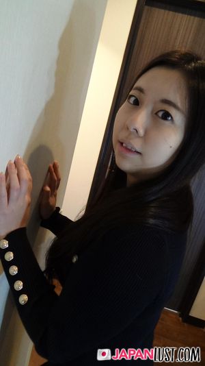 Cute Japanese MILF Passionate Sex Ends With Creampie - Photo 18