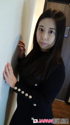 Cute Japanese MILF Passionate Sex Ends With Creampie - Photo 21