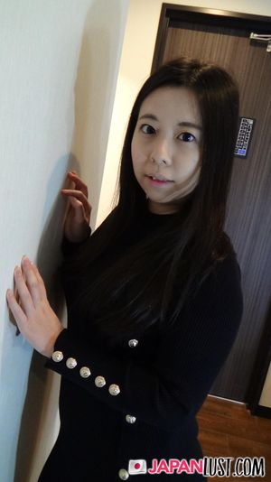 Cute Japanese MILF Passionate Sex Ends With Creampie - Photo 23