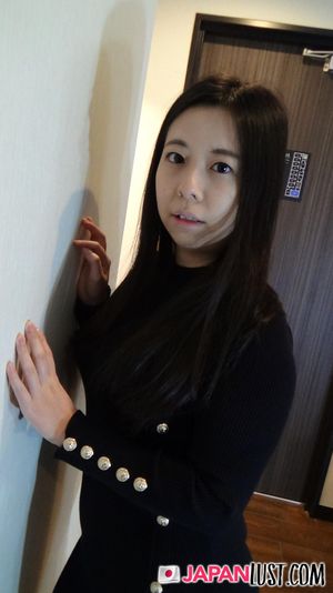 Cute Japanese MILF Passionate Sex Ends With Creampie - Photo 25