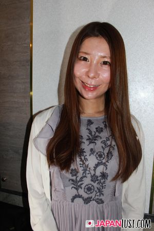 Slender Japanese Cougar Bounces On Cock POV - Photo 19