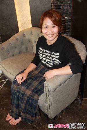 Japanese hairy MILF Enjoy Hard Cock and Creampie - Photo 10