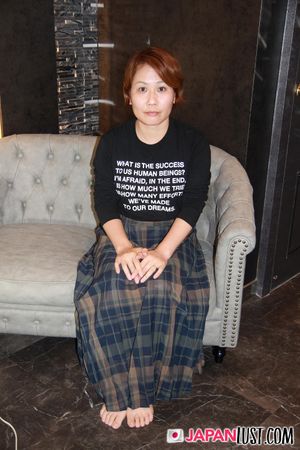 Japanese hairy MILF Enjoy Hard Cock and Creampie - Photo 2