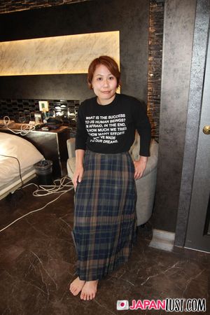 Japanese hairy MILF Enjoy Hard Cock and Creampie - Photo 42