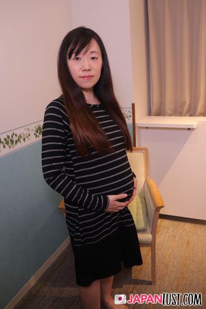 Pregnant Japanese Got Her Hairy Pussy Rammed and Creampie - Photo 17