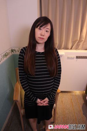 Pregnant Japanese Got Her Hairy Pussy Rammed and Creampie - Photo 9