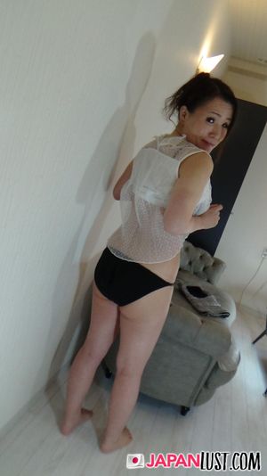 Hot Japanese MILF Loves Hard Fuck and Creampie - Photo 84