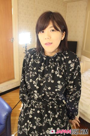 All Natural Japanese Cougar Shivers For POV Creampie - Photo 30