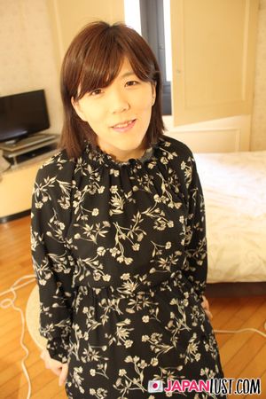 All Natural Japanese Cougar Shivers For POV Creampie - Photo 40