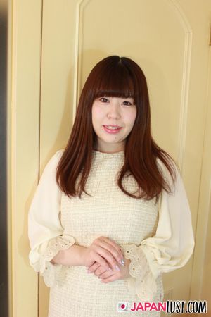 Chubby Japan MILF Gets Creampie In Fat Pussy - Photo 12