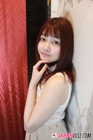 Petite Japanese MILF Spreads Wide For Creampie - Photo 35