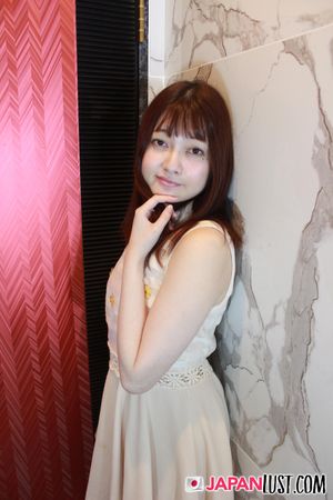 Petite Japanese MILF Spreads Wide For Creampie - Photo 37