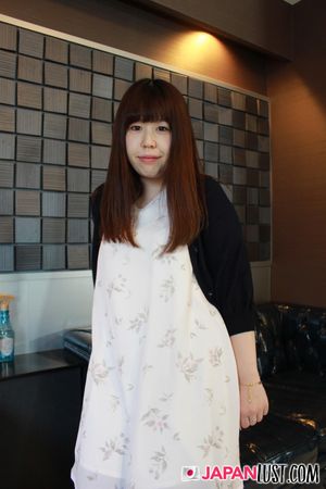 Chubby Japanese MILF Takes Creampie In Shaved Pussy - Photo 16