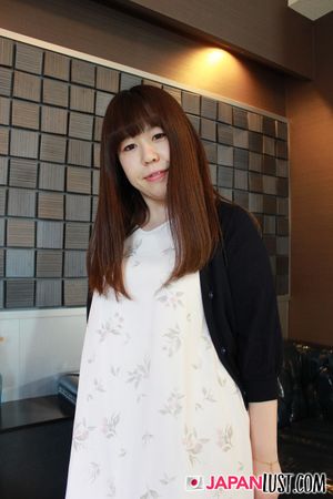 Chubby Japanese MILF Takes Creampie In Shaved Pussy - Photo 17