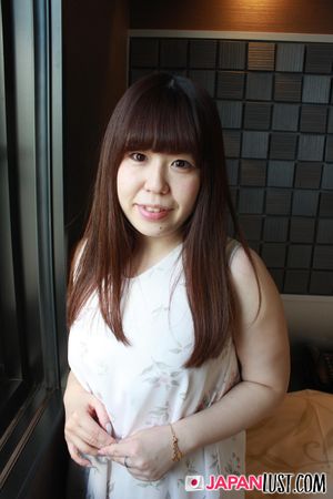 Chubby Japanese MILF Takes Creampie In Shaved Pussy - Photo 41