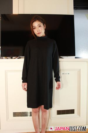 Slender Japanese MILF Returns For More Creampie - Photo 52