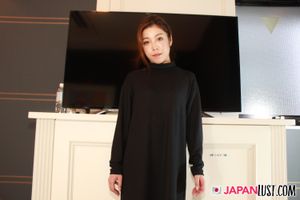 Slender Japanese MILF Returns For More Creampie - Photo 53