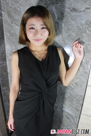 Sexy Slender Japan MILF Gets Creampie In Shaved Pussy - Photo 15