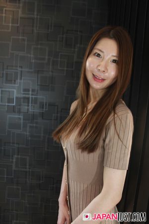 Cute Amateur Japanese Rides a Hard Cock and Get Creampie - Photo 20