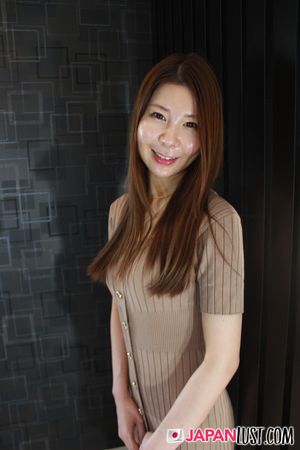 Cute Amateur Japanese Rides a Hard Cock and Get Creampie - Photo 28