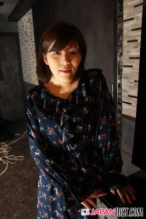 Natural Japanese MILF Bends Over For a POV Sex and Creampie - Photo 38