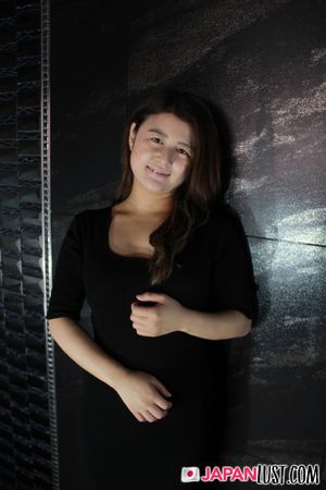 Thick Clean Pussy Japanese receives Warm Creampie in POV - Photo 11