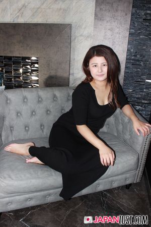 Thick Clean Pussy Japanese receives Warm Creampie in POV - Photo 50
