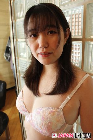 Natural Thick Japanese With Amazing Body Get Creampie - Photo 49