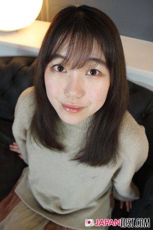 Chubby Japanese Mature Pussy Toyed and Pounded Hard Until Creampie - Photo 11