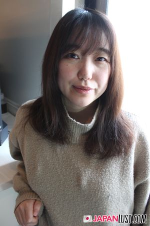 Chubby Japanese Mature Pussy Toyed and Pounded Hard Until Creampie - Photo 25