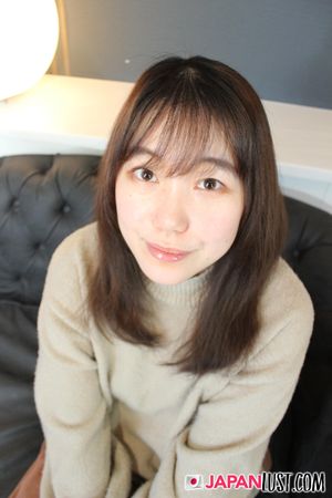 Chubby Japanese Mature Pussy Toyed and Pounded Hard Until Creampie - Photo 8