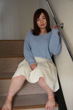 Amateur Japanese teen with shaved pussy explores toys and cock inside her - Photo 103