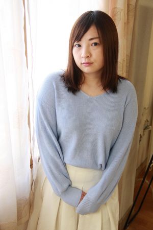 Amateur Japanese teen with shaved pussy explores toys and cock inside her - Photo 40