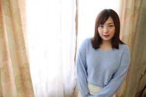 Amateur Japanese teen with shaved pussy explores toys and cock inside her - Photo 51