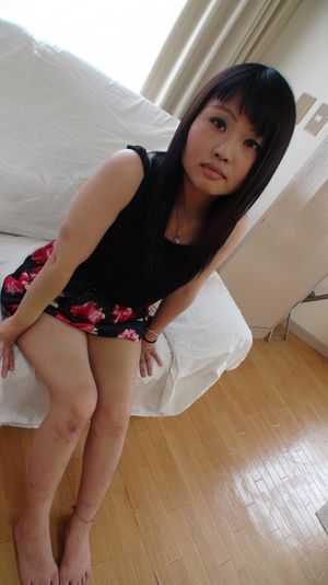 Adorable amateur Japanese teen shivers when toys and cock penetrate - Photo 3