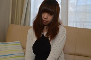 Japanese teen strips her black stockings - Photo 11