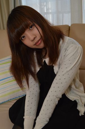 Japanese teen strips her black stockings - Photo 16