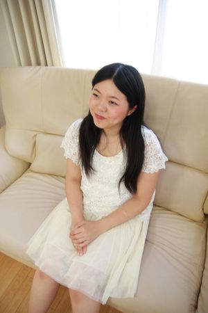 Cute Japanese Teen In White Summer Dress - Photo 5