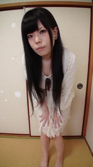 Soft Teen Beauty Ayumi Mito Returns - Photo 23