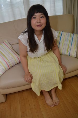 Chubby Beauty And Her Hairy Pussy - Photo 44
