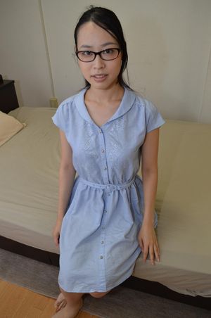 Amateur Japanese Beauty In Glasses With Hairy Pussy - Photo 14