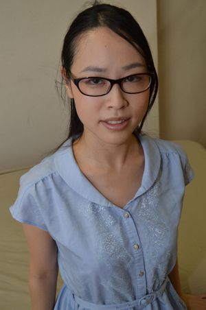 Amateur Japanese Beauty In Glasses With Hairy Pussy - Photo 15