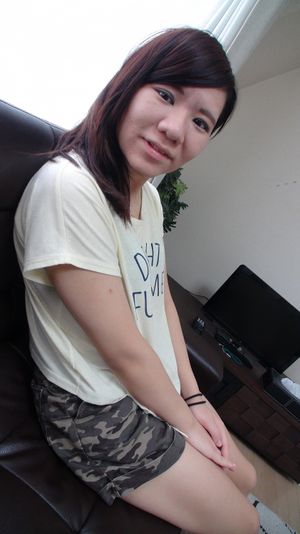 Skinny Japanese Teen Pussy Examined - Photo 13