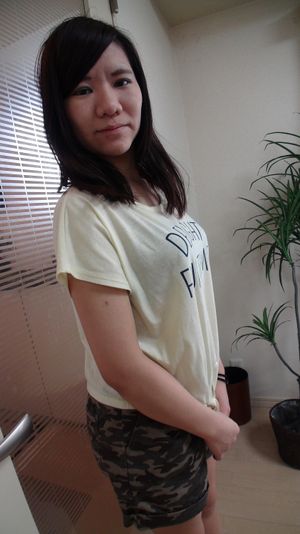 Skinny Japanese Teen Pussy Examined - Photo 28