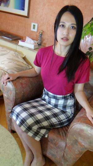 Sexy Japanese Teen Loves Playing With Cock - Photo 57