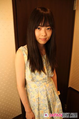 Petite Japanese Teen Amateur Seeks Cream Pie Filling - Photo 13