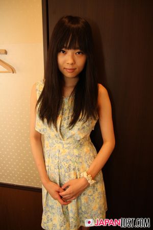 Petite Japanese Teen Amateur Seeks Cream Pie Filling - Photo 6