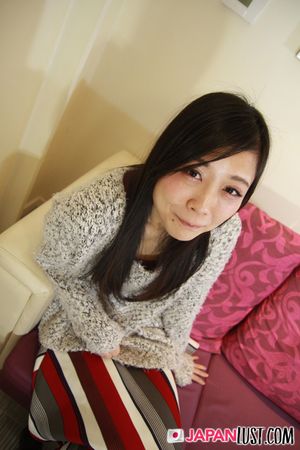 Japanese Teen Toys Pussy Before POV Cock And Creampie - Photo 18