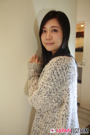 Japanese Teen Toys Pussy Before POV Cock And Creampie - Photo 47